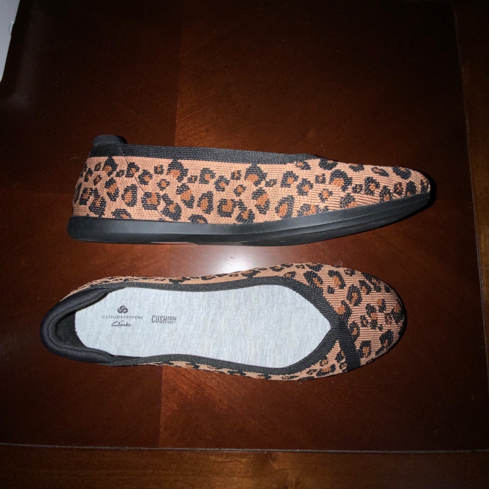 CLARKS LEOPARD PRINT KNIT BALLET FLAT 8W. CLOUDSTEPPER - Picture 5 of 10